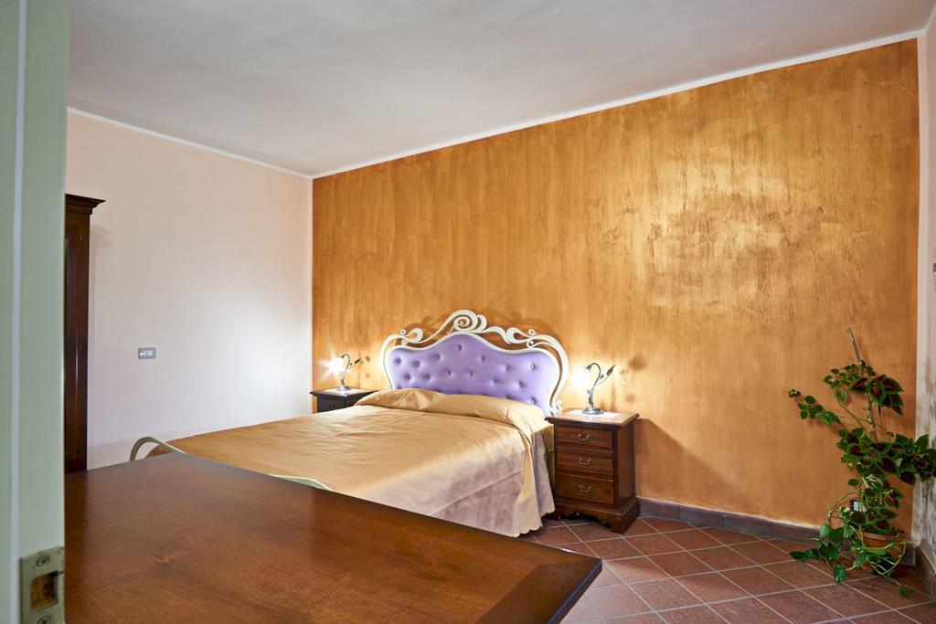Agriturismo Conte Ruggero Villa Centuripe Eksteriør bilde